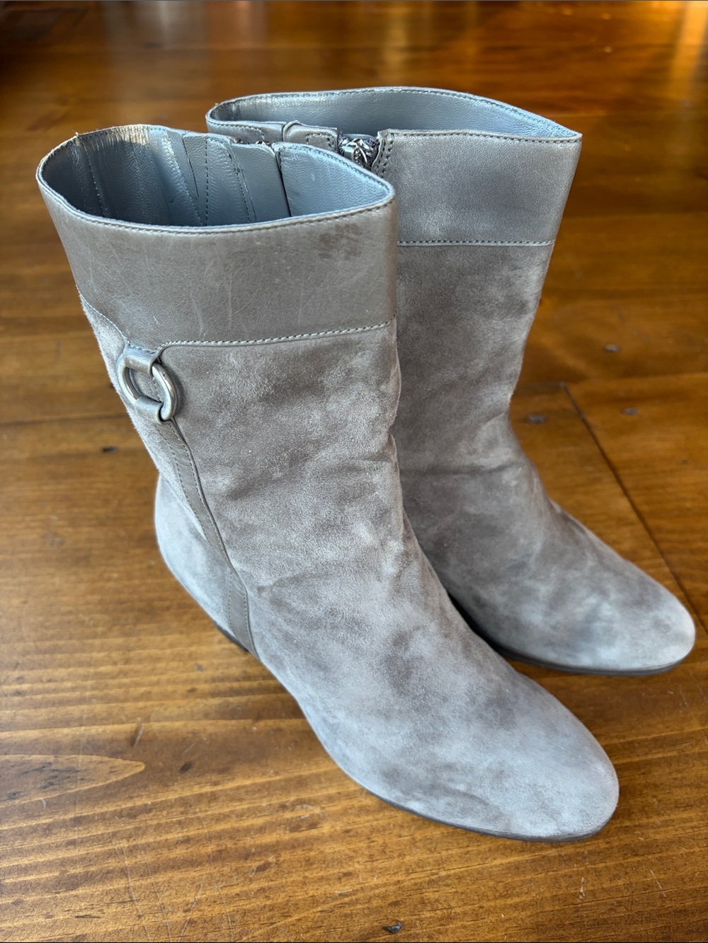 Rockport Dynamic Suspension Women's Gray Suede Leather Boots - Size 8.5